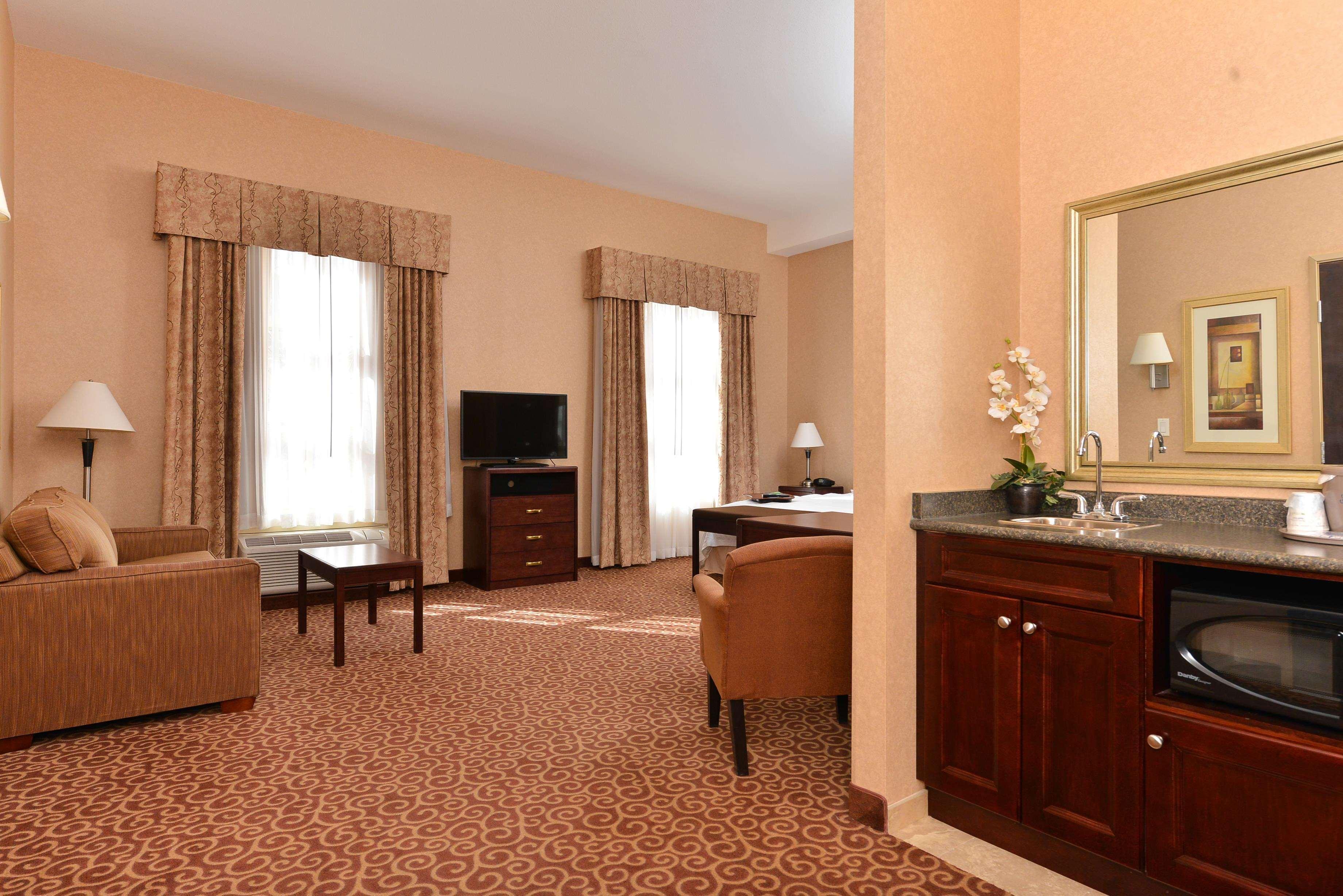 Hampton Inn & Suites By Hilton Edmonton International Airport Leduc Eksteriør billede