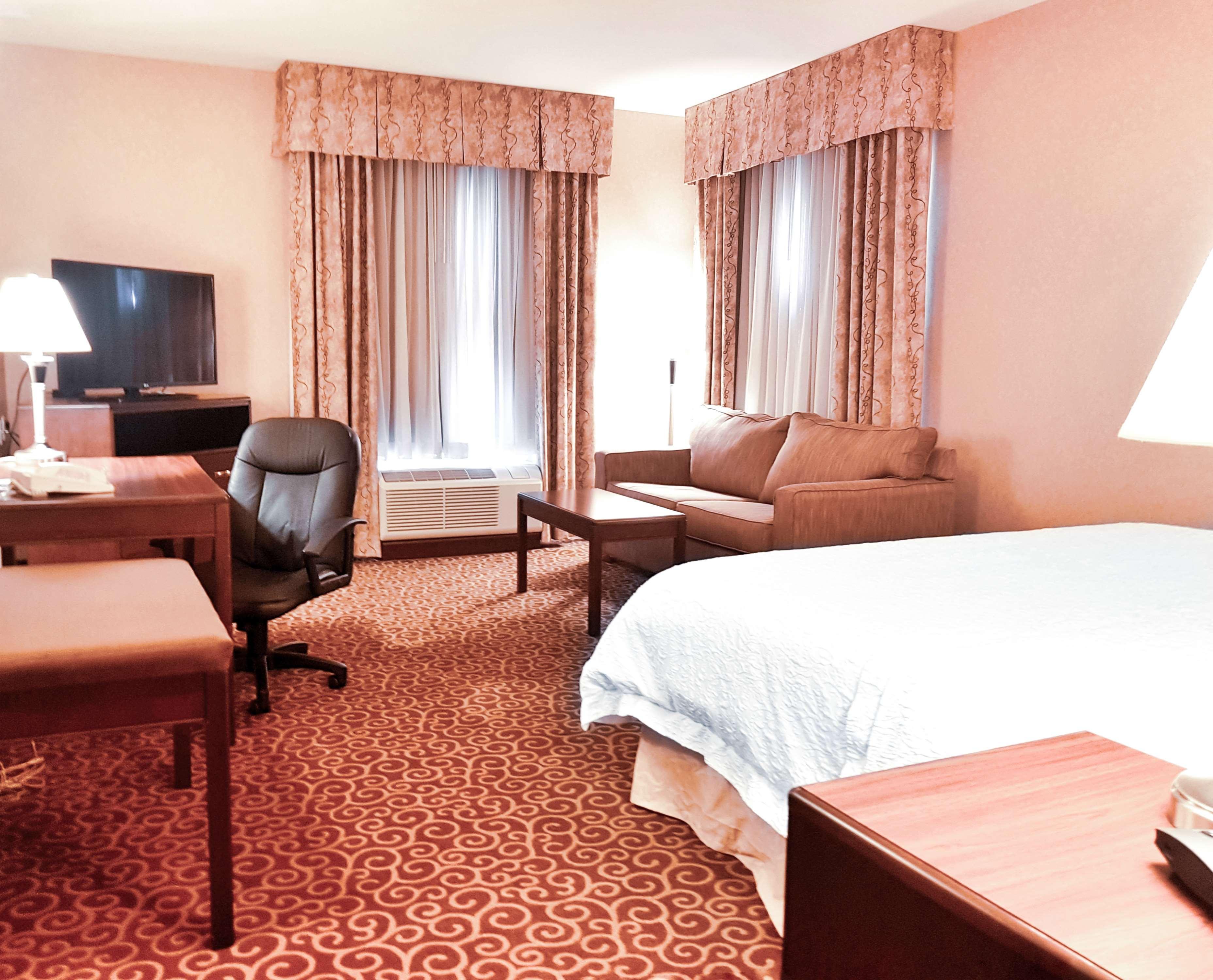 Hampton Inn & Suites By Hilton Edmonton International Airport Leduc Eksteriør billede