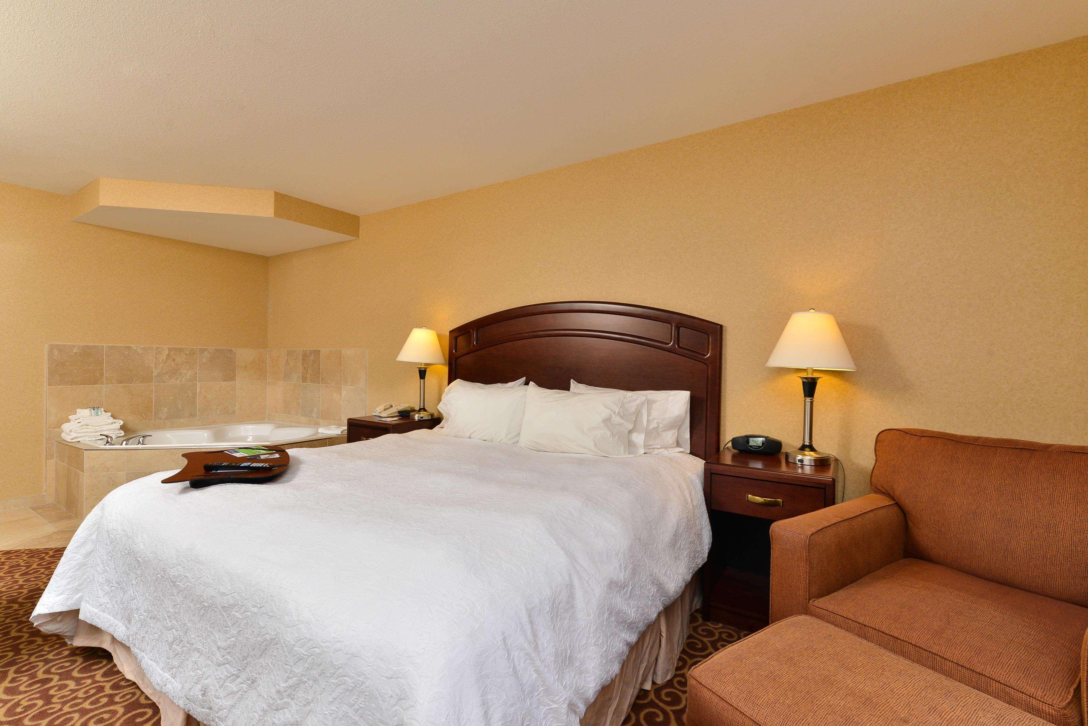 Hampton Inn & Suites By Hilton Edmonton International Airport Leduc Eksteriør billede
