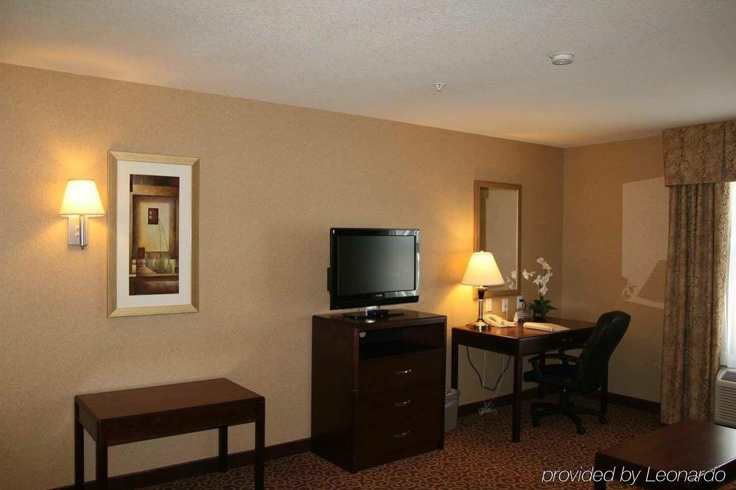 Hampton Inn & Suites By Hilton Edmonton International Airport Leduc Værelse billede